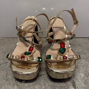 UTIKLIOU Rhinestone Chunk High Heel Pumps